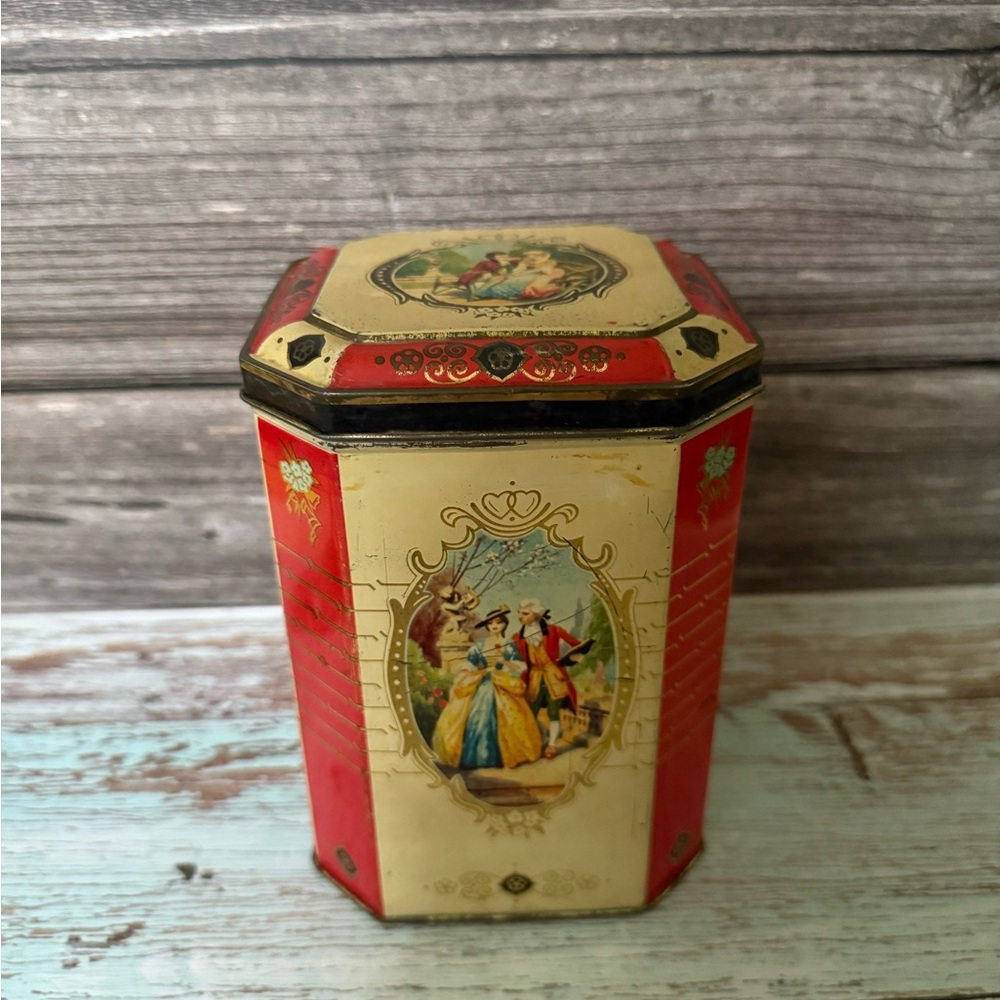 VINTAGE MACFARLANE LANG'S Original FORFAR Shortbread Tin